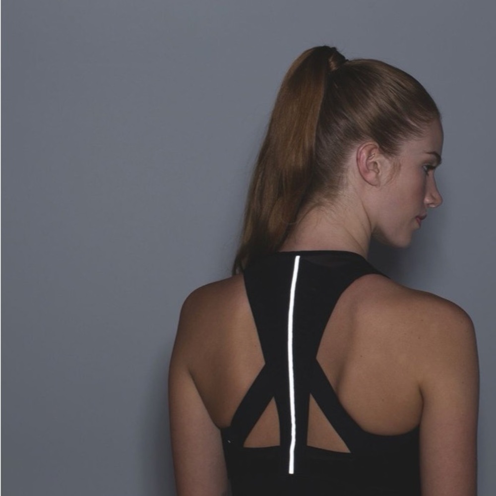 lululemon Vent It Out Singlet - Black